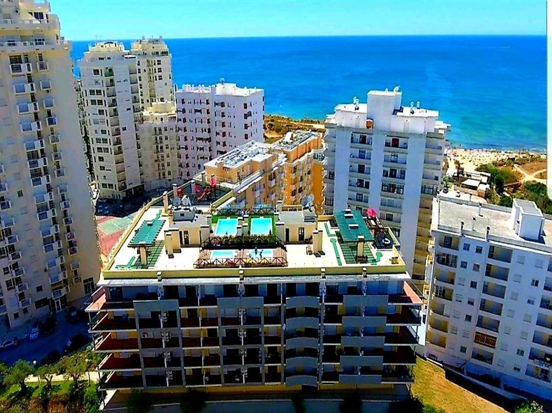 شقة Ocean Breeze - Terrace Pools Armação de Pêra المظهر الخارجي الصورة